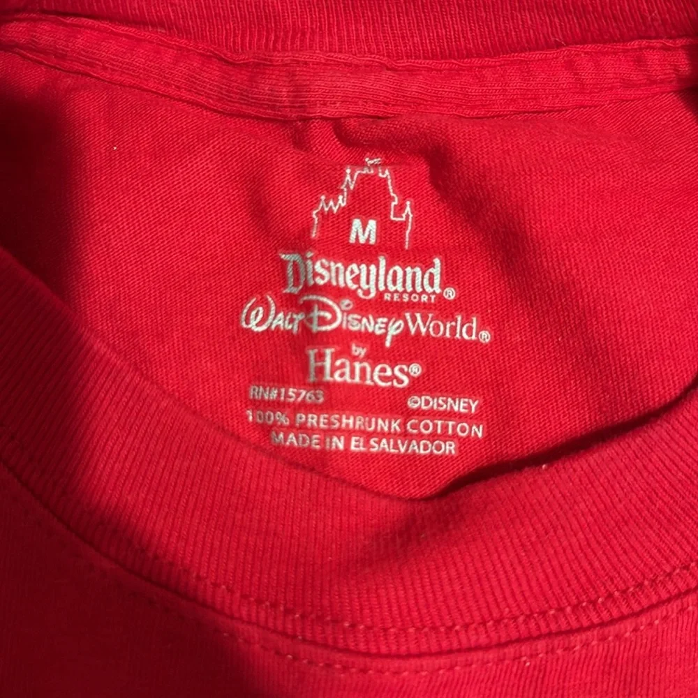 Disneyworld Holiday Red T-Shirt vintage